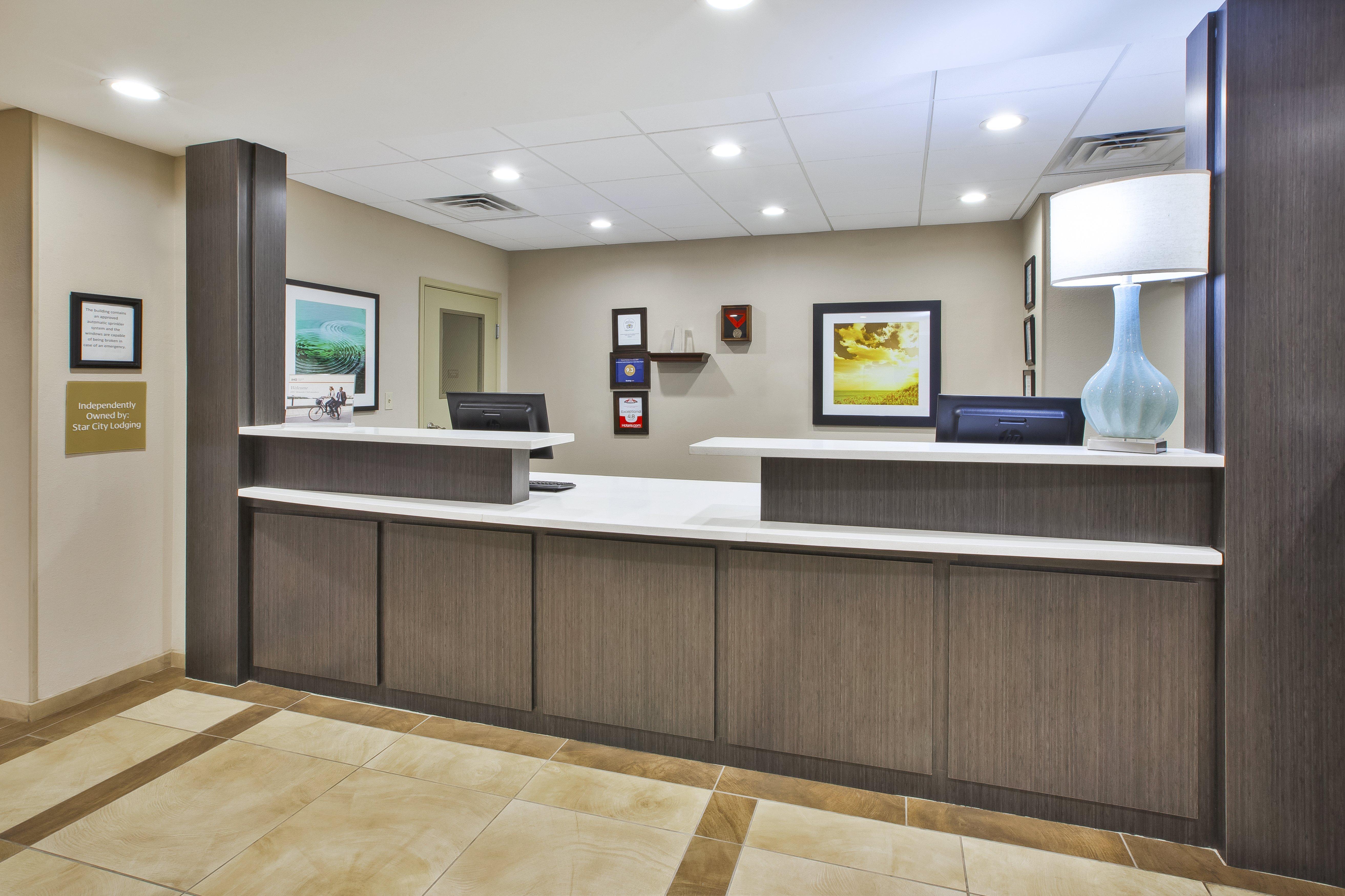 Candlewood Suites Morgantown-Univ West Virginia By Ihg Westover Buitenkant foto