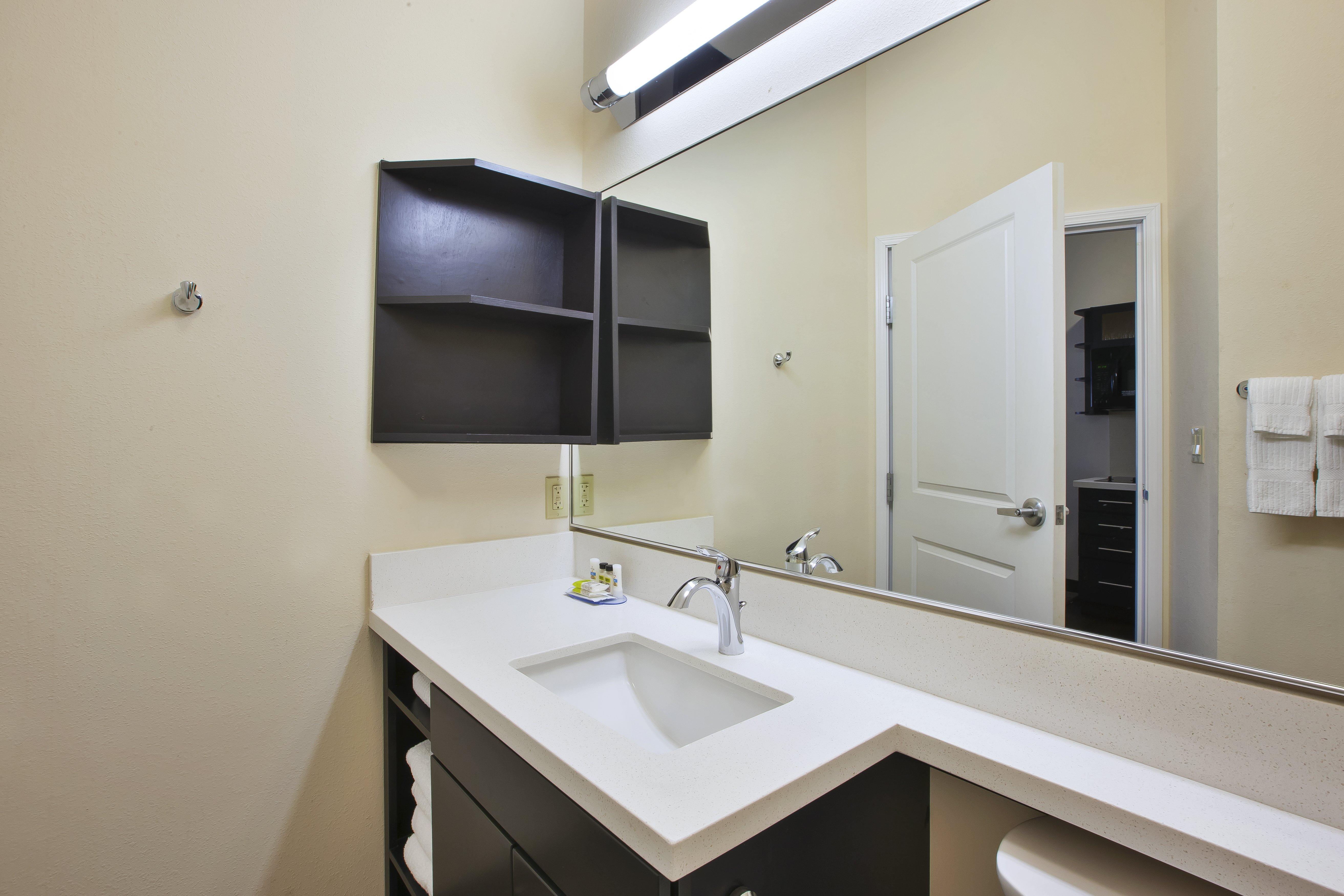 Candlewood Suites Morgantown-Univ West Virginia By Ihg Westover Buitenkant foto